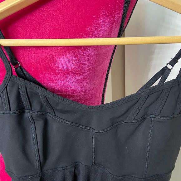 Lululemon Black tank top 4 - Picture 4 of 4